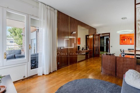 5 bedrooms villa for sale in Sant Just Desvern, Barcelona, Catalonia, Spain № 7131 - photo 26