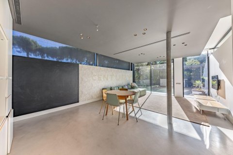 Сasa de 5 dormitorios en venta en Castelldefels, Barcelona, Cataluña, Spain № 6911 - foto 26