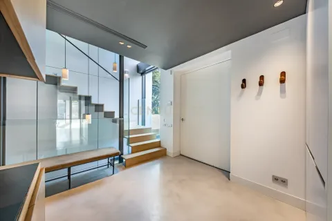 Сasa de 5 dormitorios en venta en Castelldefels, Barcelona, Cataluña, Spain № 6911 - foto 13
