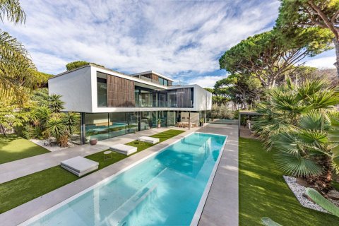 Сasa de 5 dormitorios en venta en Castelldefels, Barcelona, Cataluña, Spain № 6911 - foto 4
