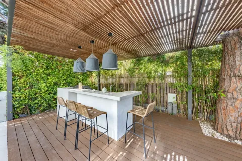 Сasa de 5 dormitorios en venta en Castelldefels, Barcelona, Cataluña, Spain № 6911 - foto 9
