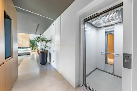 Сasa de 5 dormitorios en venta en Castelldefels, Barcelona, Cataluña, Spain № 6911 - foto 15