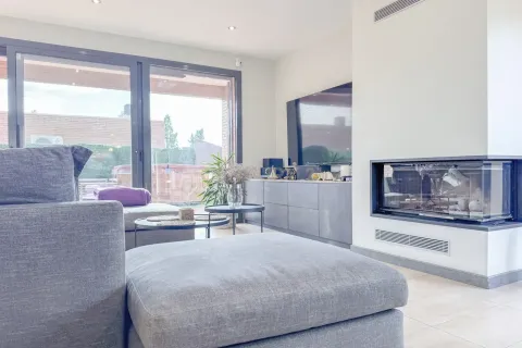 Сasa de 5 dormitorios en venta en L'Ametlla del Vallès, Barcelona, Cataluña, Spain № 6909 - foto 7