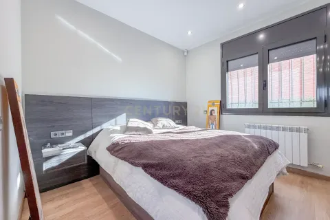 Сasa de 5 dormitorios en venta en L'Ametlla del Vallès, Barcelona, Cataluña, Spain № 6909 - foto 16