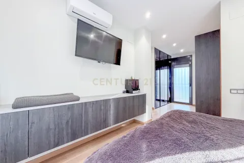 Сasa de 5 dormitorios en venta en L'Ametlla del Vallès, Barcelona, Cataluña, Spain № 6909 - foto 17