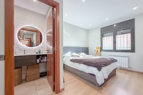 Сasa de 5 dormitorios en venta en L'Ametlla del Vallès, Barcelona, Cataluña, Spain № 6909 - foto 18