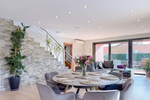 Сasa de 5 dormitorios en venta en L'Ametlla del Vallès, Barcelona, Cataluña, Spain № 6909 - foto 10