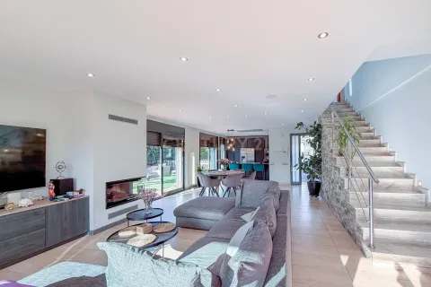 Сasa de 5 dormitorios en venta en L'Ametlla del Vallès, Barcelona, Cataluña, Spain № 6909 - foto 8