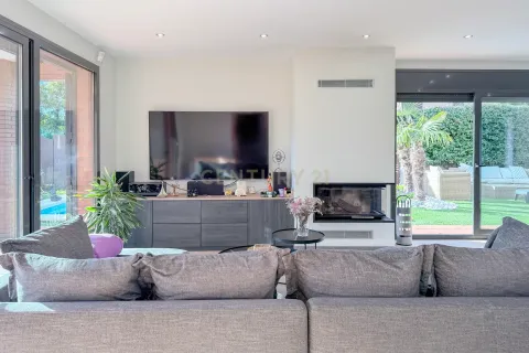 Сasa de 5 dormitorios en venta en L'Ametlla del Vallès, Barcelona, Cataluña, Spain № 6909 - foto 2