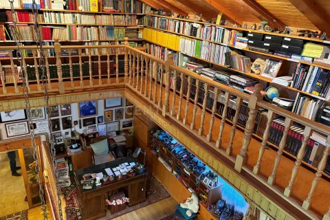 Сasa de 6 dormitorios en venta en Torrelles de Llobregat, Barcelona, Cataluña, Spain № 6910 - foto 17