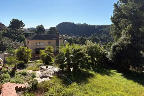 Сasa de 6 dormitorios en venta en Torrelles de Llobregat, Barcelona, Cataluña, Spain № 6910 - foto 11