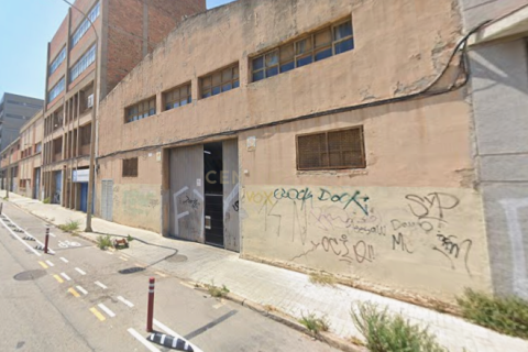 833 m² commercial property à vendre à L'Hospitalet de Llobregat, Barcelona, Catalonia, Spain № 6913 - photo 4