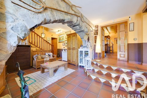 6 bedrooms house for sale in Amer, Girona, Catalonia, Spain № 7412 - photo 16