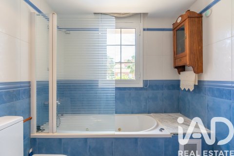 6 bedrooms house for sale in Salou, Tarragona, Catalonia, Spain № 7416 - photo 6