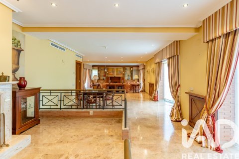 6 bedrooms house for sale in Salou, Tarragona, Catalonia, Spain № 7416 - photo 27