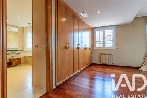 6 bedrooms house for sale in Salou, Tarragona, Catalonia, Spain № 7416 - photo 19