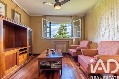 6 bedrooms house for sale in Salou, Tarragona, Catalonia, Spain № 7416 - photo 11
