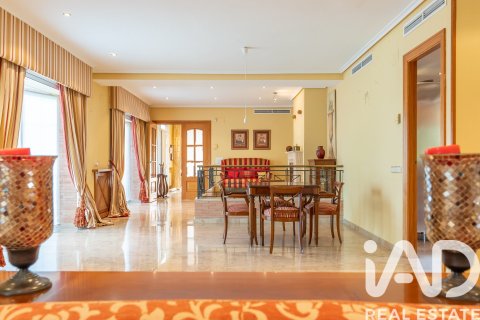 6 bedrooms house for sale in Salou, Tarragona, Catalonia, Spain № 7416 - photo 29