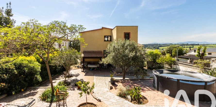 6 bedrooms house for sale in La Roca Del Valles, Barcelona, Catalonia, Spain № 7418