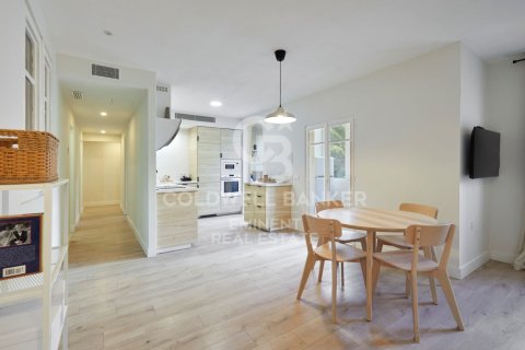 4 bedrooms apartment for sale in Barcelona, Catalonia, Spain № 5408