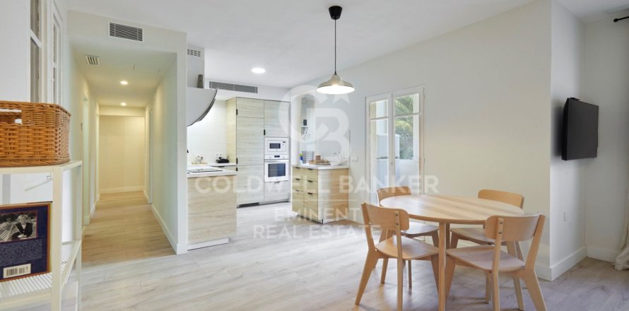 4 bedrooms apartment for sale in Barcelona, Catalonia, Spain № 5408