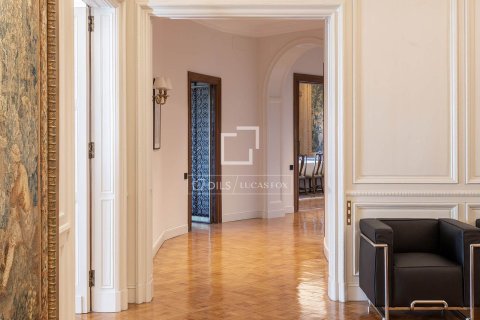 5 chambres apartment à louer à Barcelona, Catalonia, Spain № 3757 - photo 20