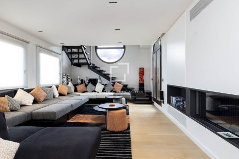 4 chambres penthouse à louer à Barcelona, Catalonia, Spain № 3758 - photo 3