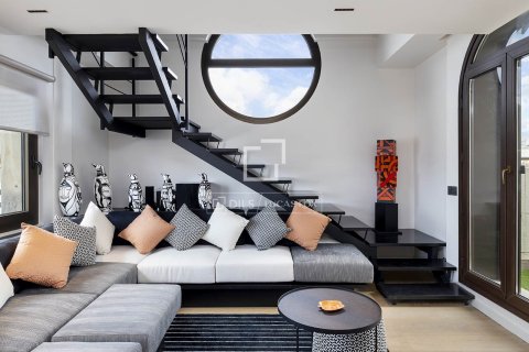 4 chambres penthouse à louer à Barcelona, Catalonia, Spain № 3758 - photo 5