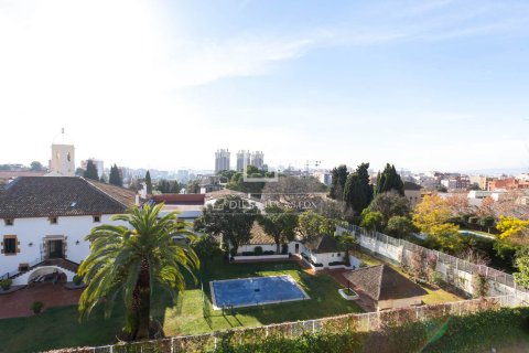 4 chambres apartment à louer à Esplugues de Llobregat, Barcelona, Catalonia, Spain № 3753 - photo 5