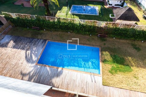 4 chambres apartment à louer à Esplugues de Llobregat, Barcelona, Catalonia, Spain № 3753 - photo 4