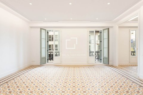 3 chambres apartment à louer à Barcelona, Catalonia, Spain № 3755 - photo 26