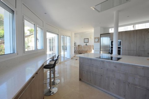 Купить дом в Бегур, Испания с 6 комнат, 428м², № 1315 - фото 10