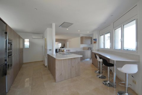 Купить дом в Бегур, Испания с 6 комнат, 428м², № 1315 - фото 9