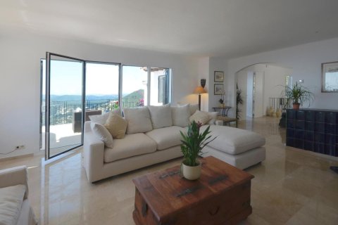 Купить дом в Бегур, Испания с 6 комнат, 428м², № 1315 - фото 7