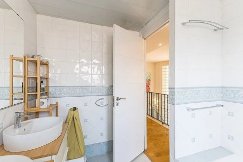 Купить дом в Гава, Испания с 8 комнат, 494м², № 1312 - фото 19