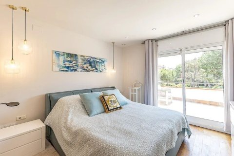 Купить дом в Гава, Испания с 8 комнат, 494м², № 1312 - фото 10