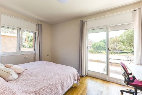 Купить дом в Гава, Испания с 8 комнат, 494м², № 1312 - фото 17