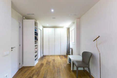 Купить дом в Гава, Испания с 8 комнат, 494м², № 1312 - фото 28