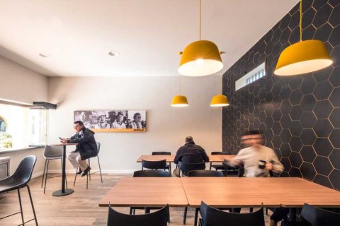 Коммерческая недвижимость в Барселоне, Каталония, Испания № 1318