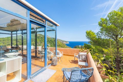 Купить дом в Бегур, Испания с 6 комнат, 310м², № 1313 - фото 3