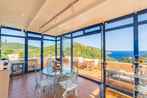 Купить дом в Бегур, Испания с 6 комнат, 310м², № 1313 - фото 6