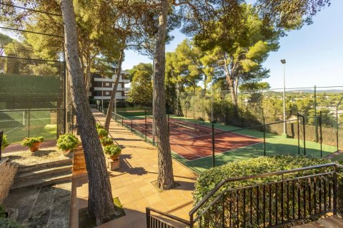 Купить квартиру в Льяфранк, Испания с 5 комнат, 118м², № 1316 - фото 3