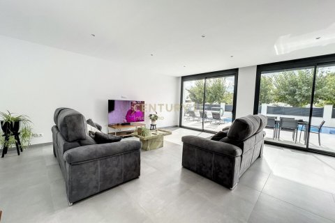 Купить дом в Эмпуриабрава, Испания с 5 спален, 327м², № 2338 - фото 6