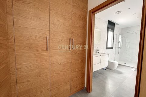 Купить дом в Эмпуриабрава, Испания с 5 спален, 327м², № 2338 - фото 16