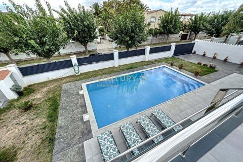 Купить дом в Эмпуриабрава, Испания с 5 спален, 327м², № 2338 - фото 28