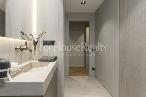 Купить квартиру в Старый город, Барселона, Испания с 2 спальни, 88м², № 2343 - фото 24