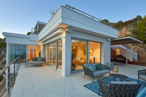 Купить дом в Тамариу, Испания с 7 комнат, № 1755 - фото 10