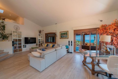 Купить дом в Бегур, Испания с 11 комнат, № 1758 - фото 3