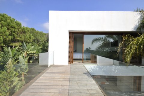 Купить дом в Сан-Андреу-де-Льяванерес, Испания с 8 комнат, № 1753 - фото 6