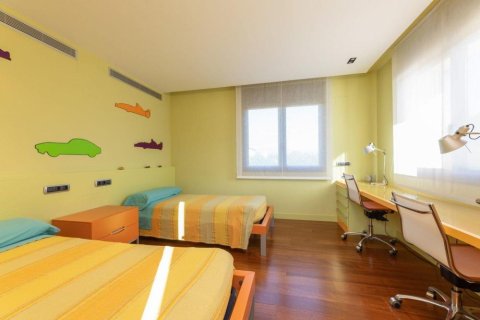 Купить дом в Пералада, Испания с 6 комнат, № 1756 - фото 22